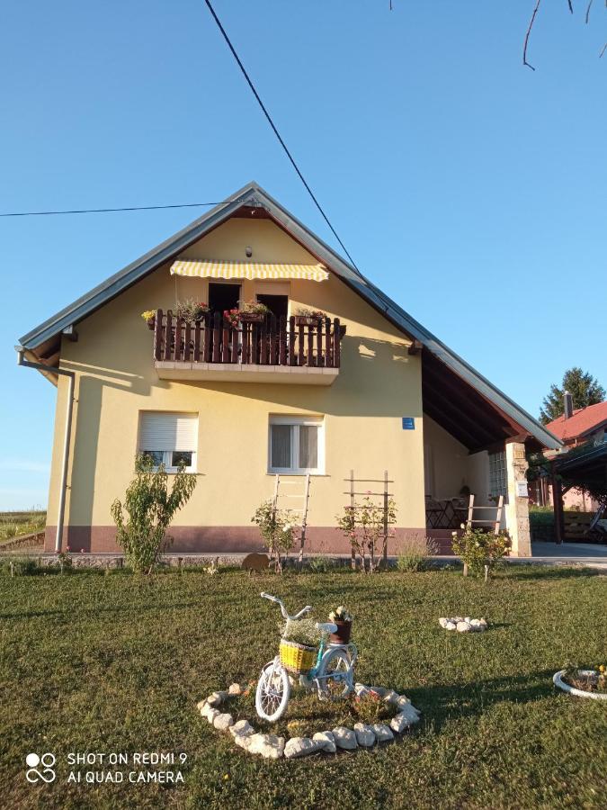 Yellow Rose Rakovica Eksteriør bilde